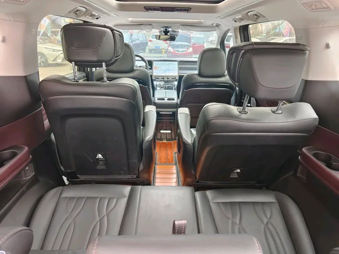 2023 GAC Trumpchi M8 2.0T 252HP L4 8AT,autocango,china used car exporter,china ev exporter,chinese used car exporter,chinese used ev exporter