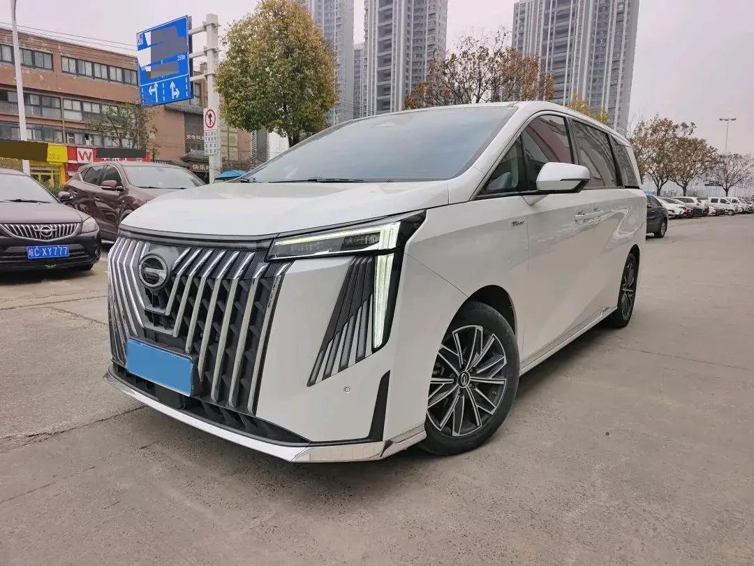 2023 GAC Trumpchi M8 2.0T 252HP L4 8AT