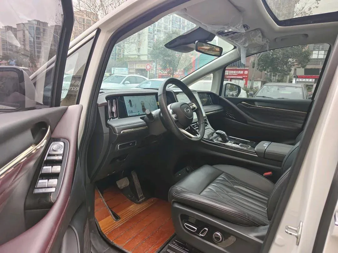 2023 GAC Trumpchi M8 2.0T 252HP L4 8AT,autocango,china used car exporter,china ev exporter,chinese used car exporter,chinese used ev exporter