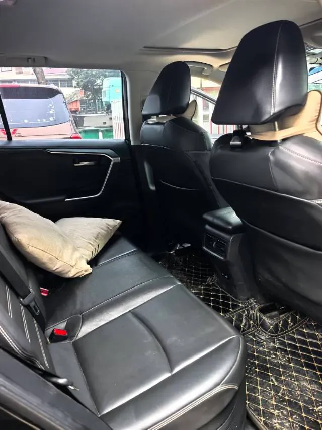 2022 Toyota RAV4 2.5L 178HP L4 E-CVT Hybrid,autocango,china used car exporter,china ev exporter,chinese used car exporter,chinese used ev exporter