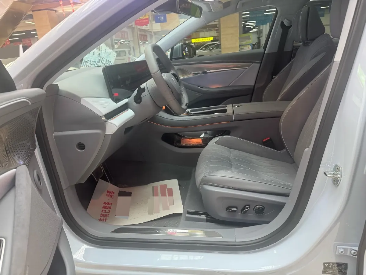 2023 Voyah ZhuiGuang BEV 82.11KWH,autocango,china used car exporter,china ev exporter,chinese used car exporter,chinese used ev exporter