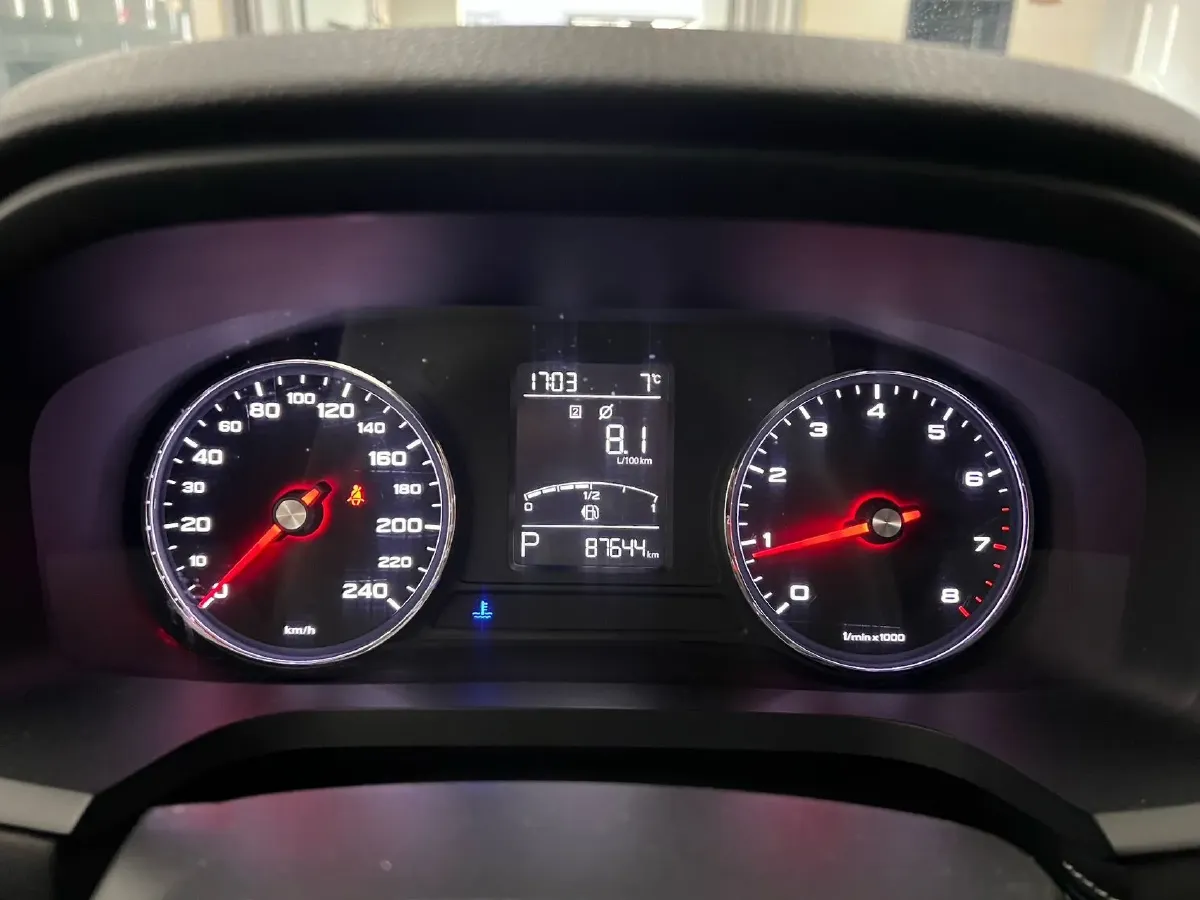 2018 HuangHai JiaoLong 2.4L 143HP L4 5AT,autocango,china used car exporter,china ev exporter,chinese used car exporter,chinese used ev exporter