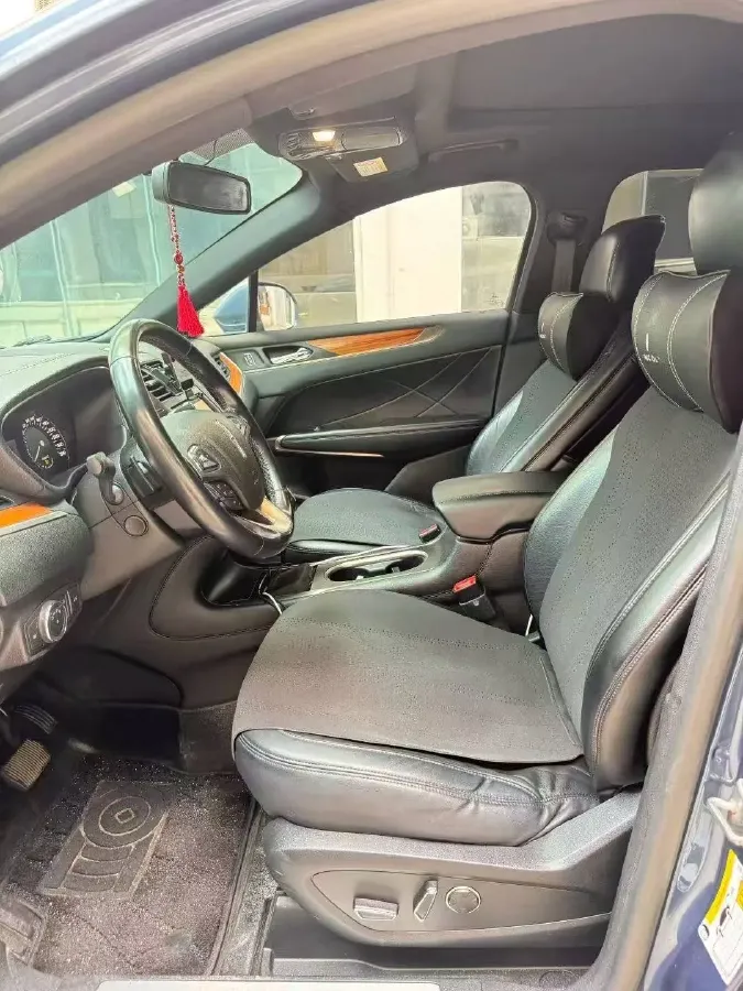 2018 Lincoln MKC 2.0T 253HP L4 6AT,autocango,china used car exporter,china ev exporter,chinese used car exporter,chinese used ev exporter