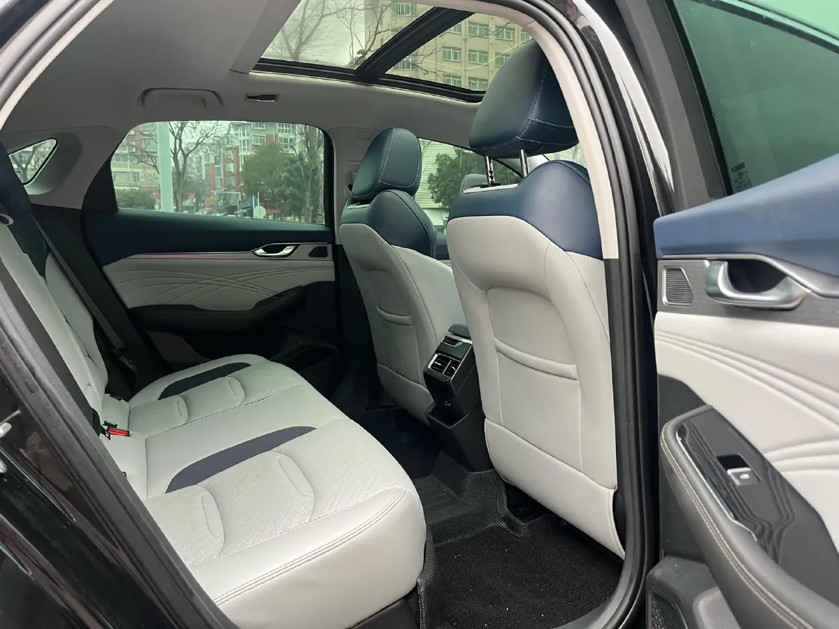 2021 Geely Preface 2.0T 190HP L4 7DCT,autocango,china used car exporter,china ev exporter,chinese used car exporter,chinese used ev exporter