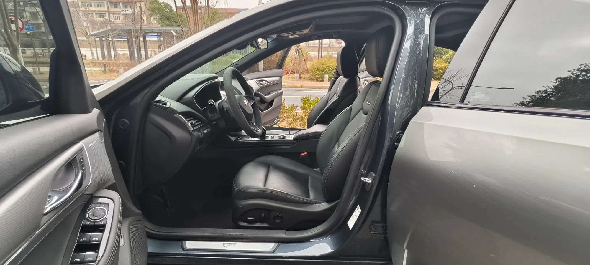 2022 Cadillac CT5 2.0T 237HP L4 10AT,autocango,china used car exporter,china ev exporter,chinese used car exporter,chinese used ev exporter