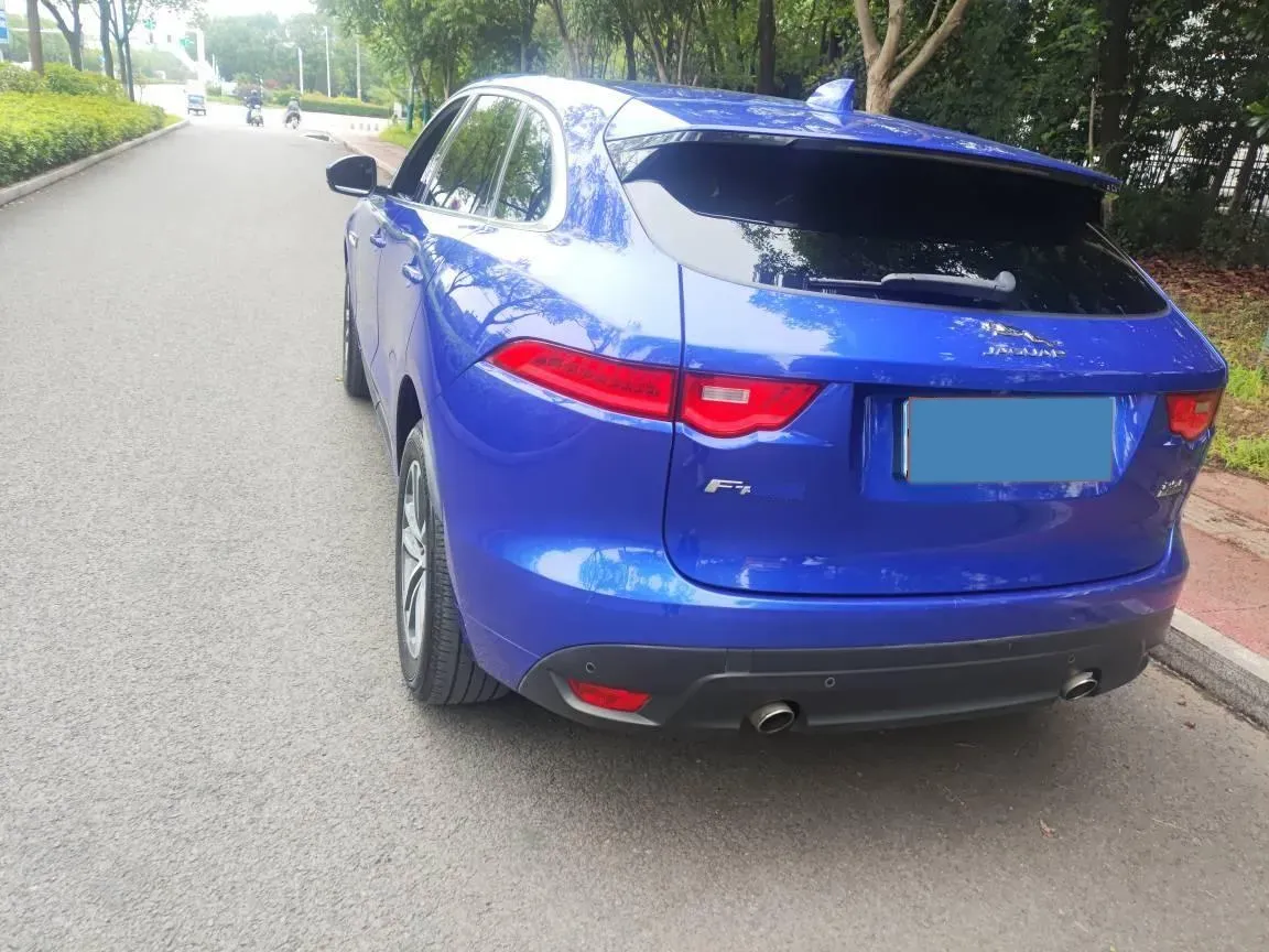 2018 Jaguar F-PACE 2.0T 250HP L4 8AT,autocango,china used car exporter,china ev exporter,chinese used car exporter,chinese used ev exporter