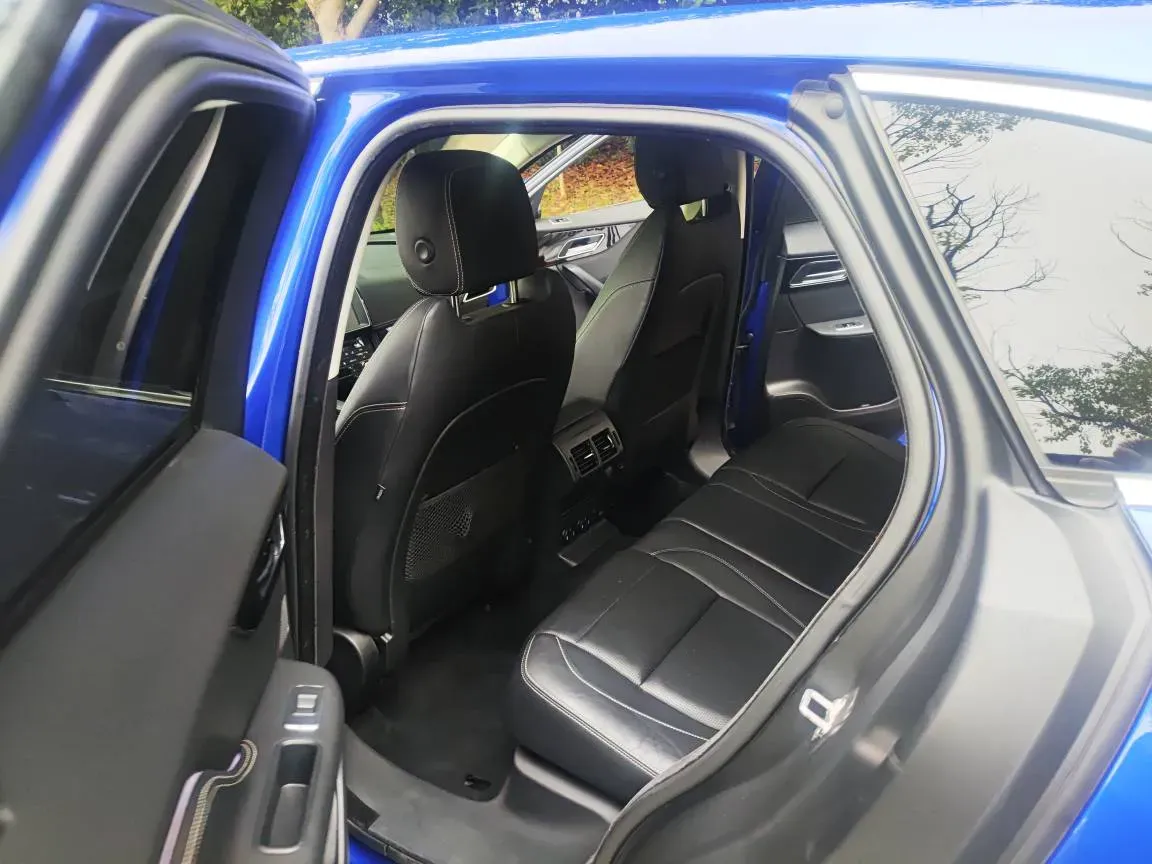 2018 Jaguar F-PACE 2.0T 250HP L4 8AT,autocango,china used car exporter,china ev exporter,chinese used car exporter,chinese used ev exporter