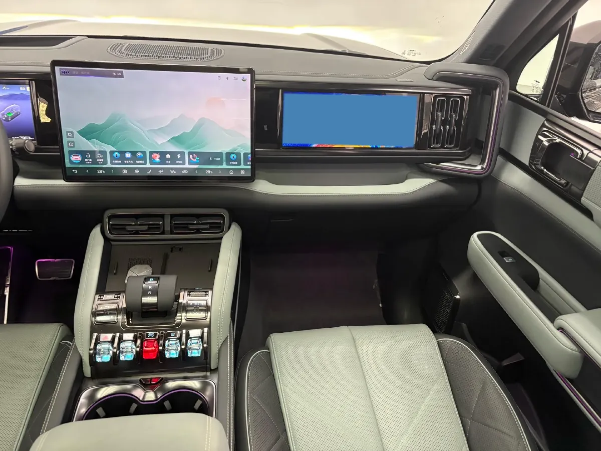 2023 FangChengBao Bao 5 1.5T 194HP L4 E-CVT PHEV 31.8KWH,autocango,china used car exporter,china ev exporter,chinese used car exporter,chinese used ev exporter