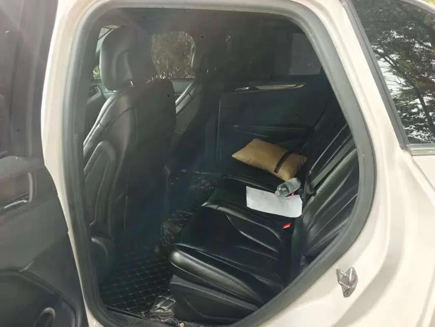 2017 Lincoln MKC 2.0T 203HP L4 6AT,autocango,china used car exporter,china ev exporter,chinese used car exporter,chinese used ev exporter