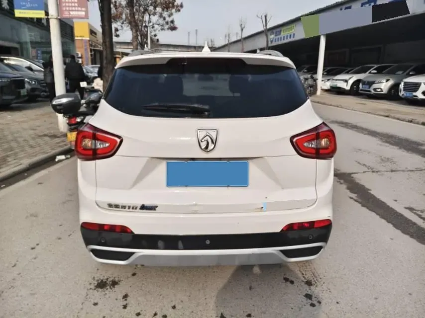 2017 HaiMa S5 Young Edition 1.6L 122HP L4 5MT,autocango,china used car exporter,china ev exporter,chinese used car exporter,chinese used ev exporter