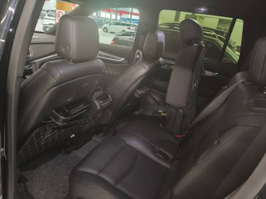 2021 Cadillac XT6 2.0T 237HP L4 9AT,autocango,china used car exporter,china ev exporter,chinese used car exporter,chinese used ev exporter