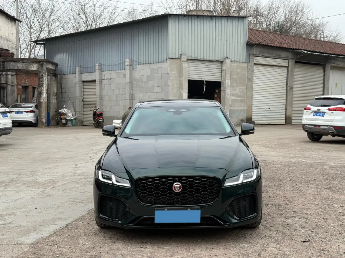 2024 Jaguar XFL 2.0T 250HP L4 8AT,autocango,china used car exporter,china ev exporter,chinese used car exporter,chinese used ev exporter