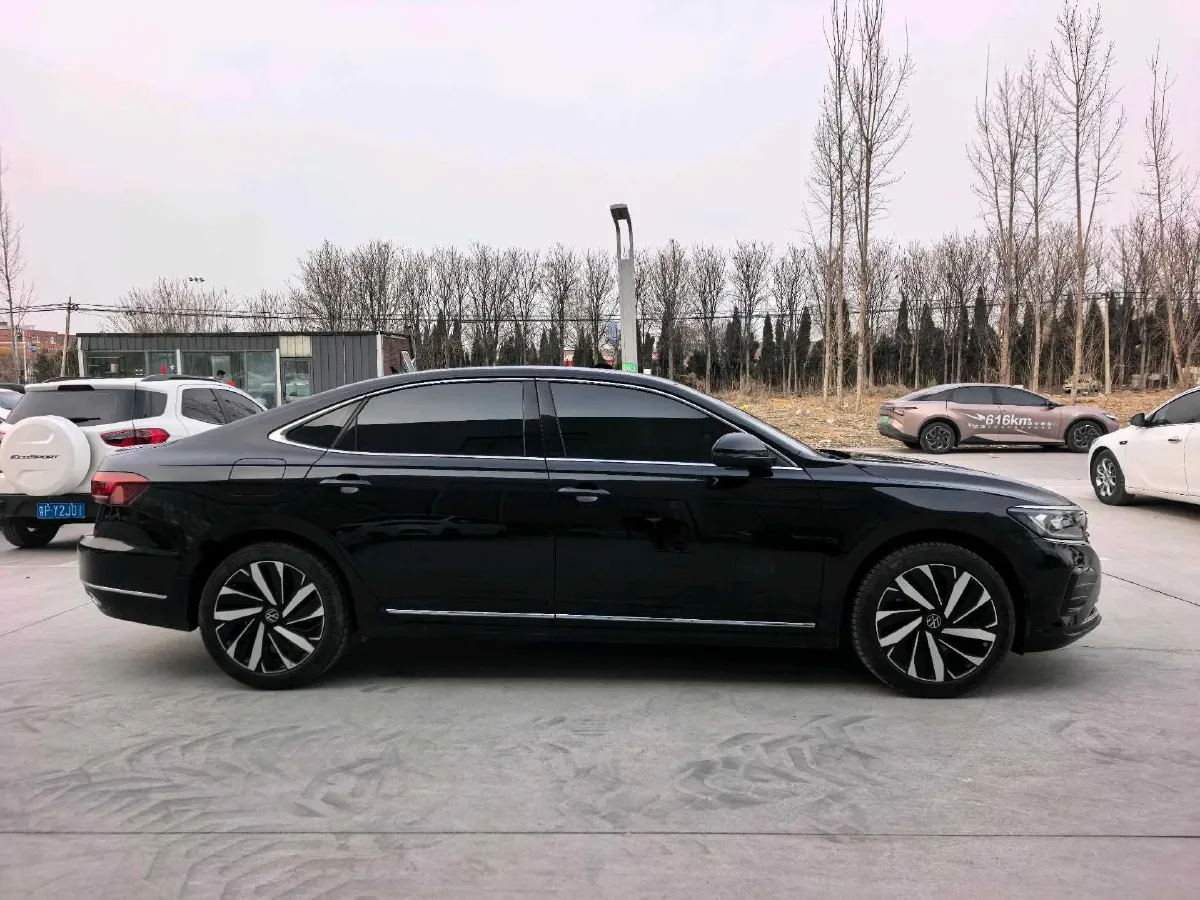 2022 Skoda Kodiak GT 2.0T 186HP L4 7DCT,autocango,china used car exporter,china ev exporter,chinese used car exporter,chinese used ev exporter