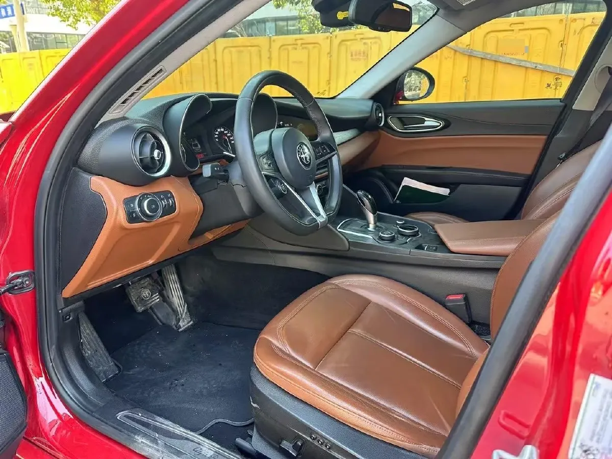 2017 Toyota Highlander 2.0T 220HP L4 6AT,autocango,china used car exporter,china ev exporter,chinese used car exporter,chinese used ev exporter