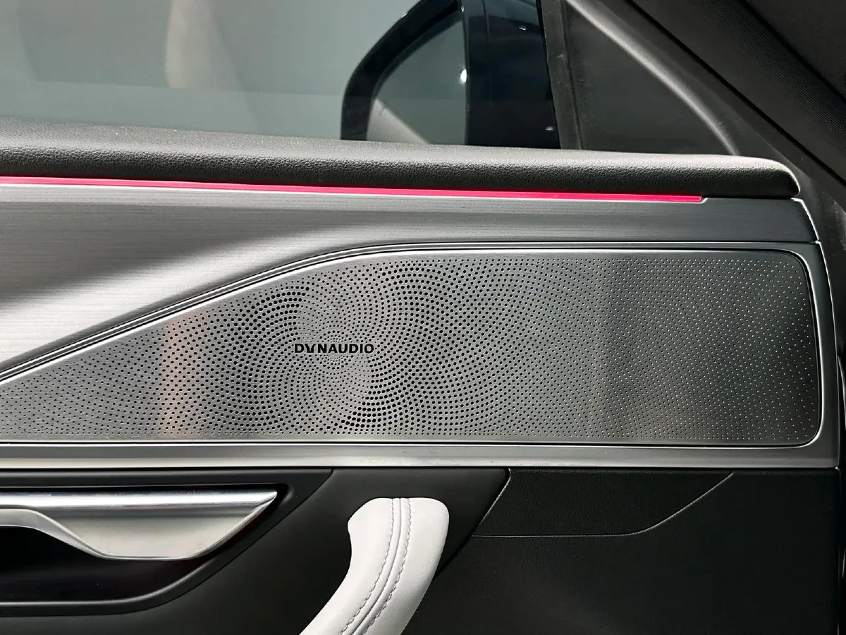 2023 Xpeng P7 BEV 86.2KWH,autocango,china used car exporter,china ev exporter,chinese used car exporter,chinese used ev exporter