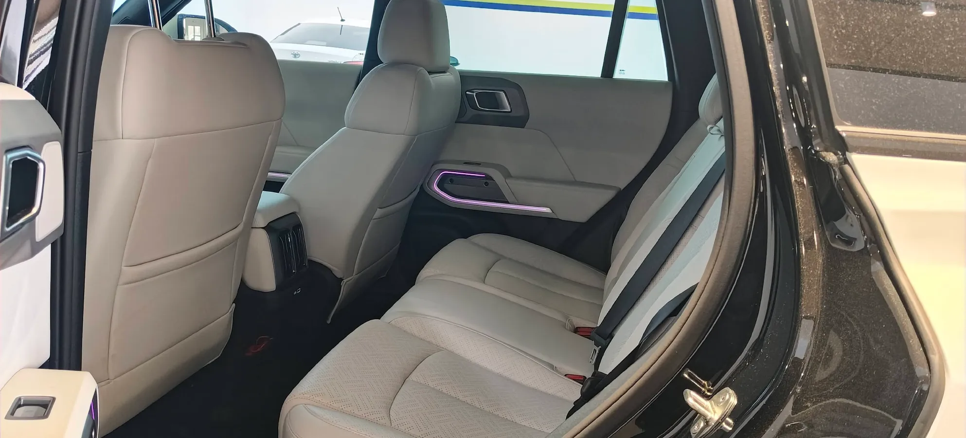 2025 FangChengBao Tai 3 BEV,autocango,china used car exporter,china ev exporter,chinese used car exporter,chinese used ev exporter