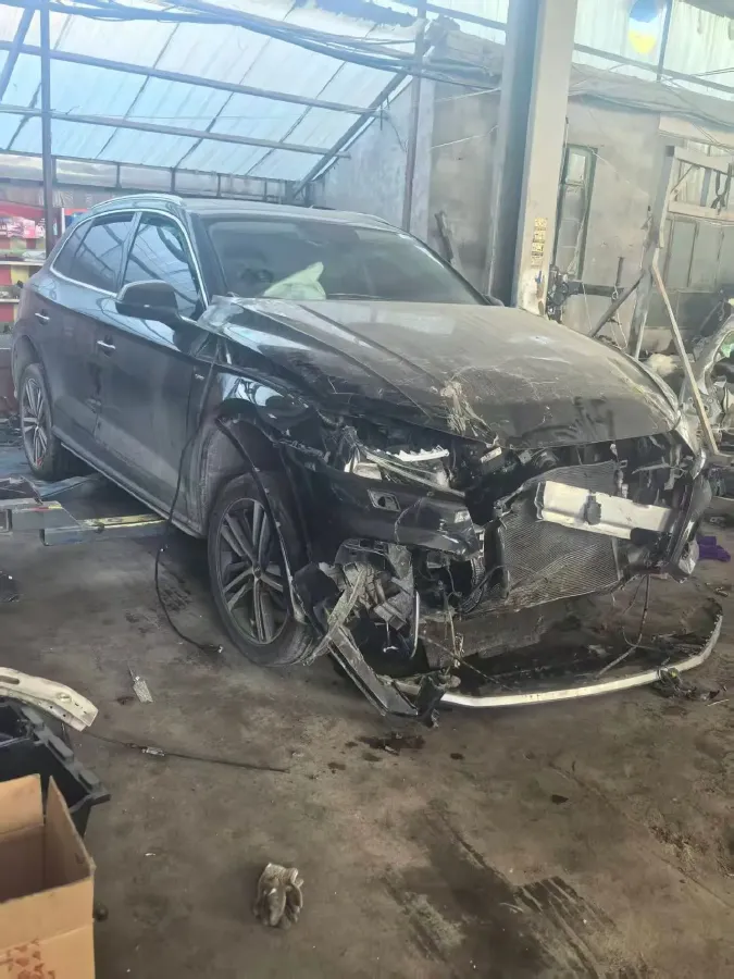 2020 Audi Q5L 2.0T 252HP L4 7DCT,autocango,china used car exporter,china ev exporter,chinese used car exporter,chinese used ev exporter