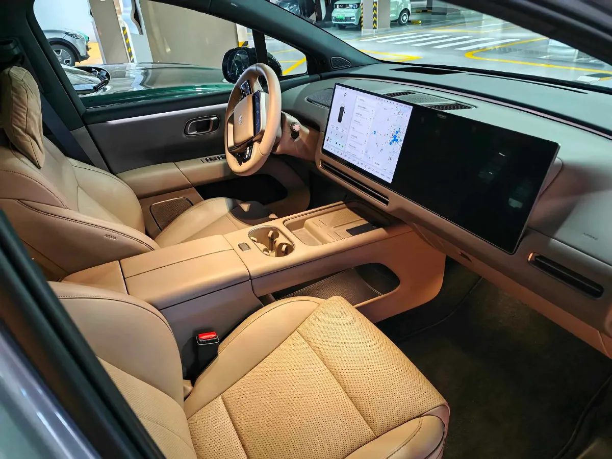 2025 Li i6 BEV,autocango,china used car exporter,china ev exporter,chinese used car exporter,chinese used ev exporter