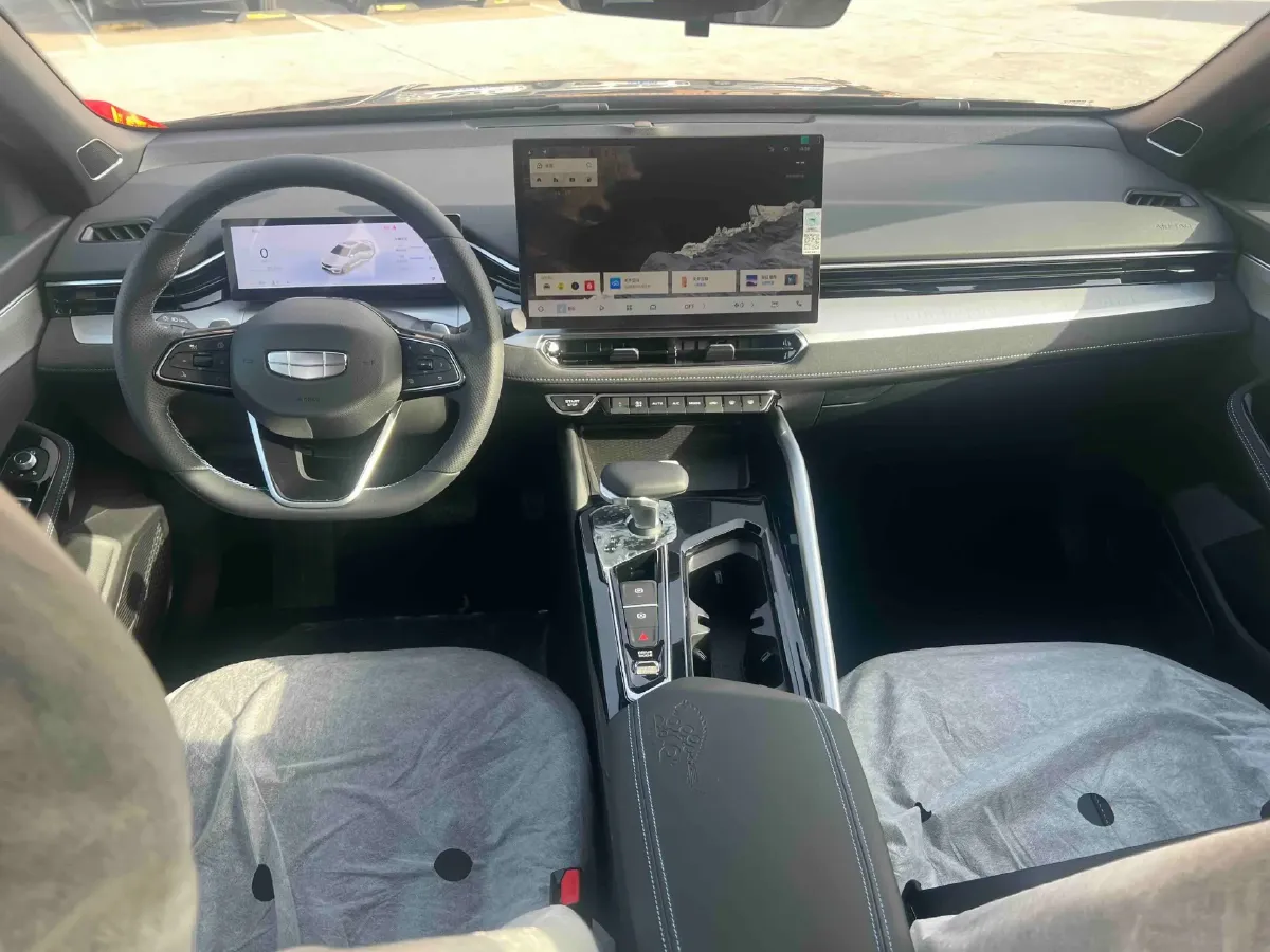 2025 Geely Preface 2.0T 238HP L4 8AT,autocango,china used car exporter,china ev exporter,chinese used car exporter,chinese used ev exporter