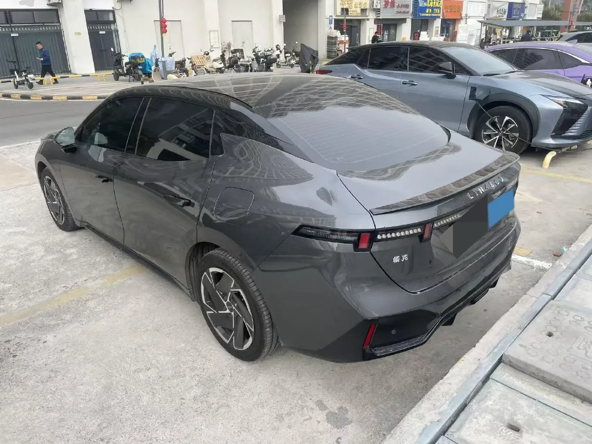2024 LYNK&CO 07 EM-P 1.5T 163HP L4 3DHT PHEV 18.99KWH,autocango,china used car exporter,china ev exporter,chinese used car exporter,chinese used ev exporter