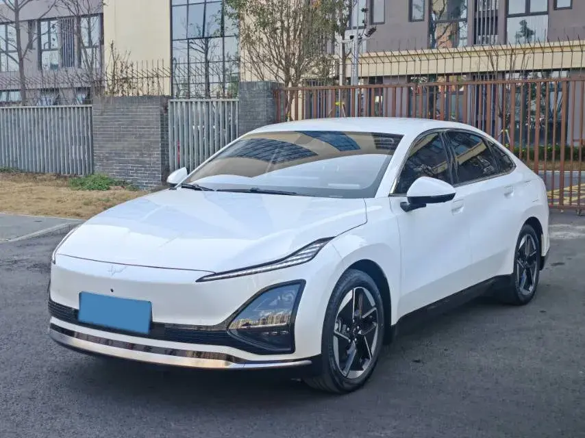 2024 WuLing XingGuang BEV 54.5KWH