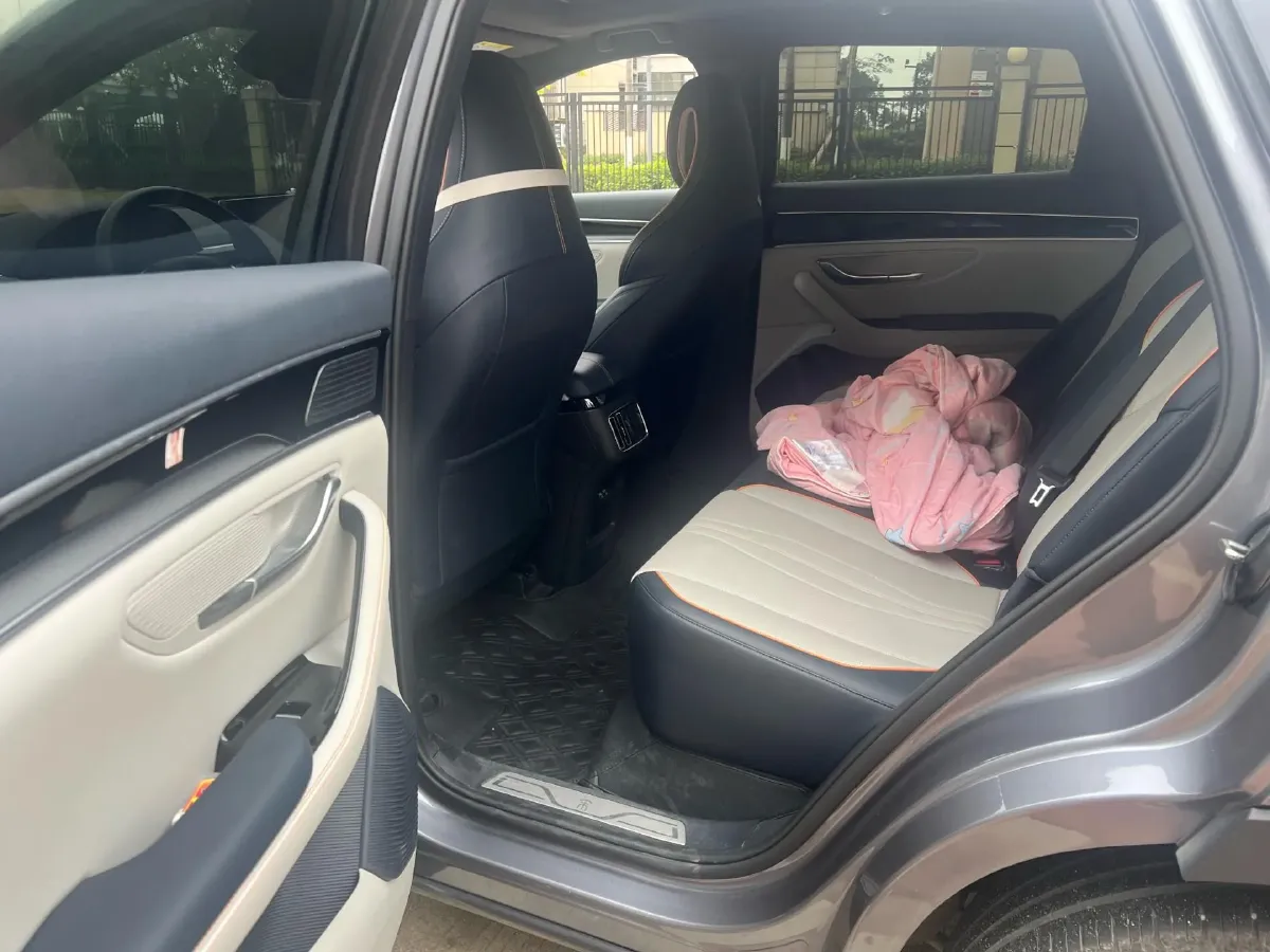 2020 BYD Song Plus 1.5T 185HP L4 7DCT,autocango,china used car exporter,china ev exporter,chinese used car exporter,chinese used ev exporter