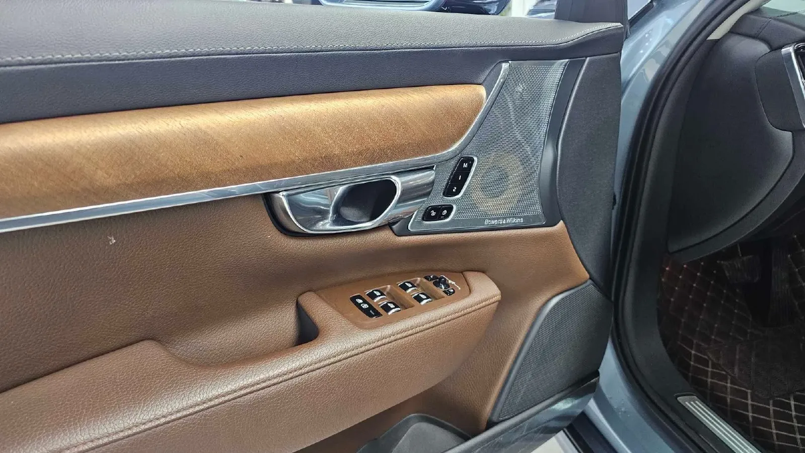 2019 Volvo S90 2.0T 254HP L4 8AT,autocango,china used car exporter,china ev exporter,chinese used car exporter,chinese used ev exporter