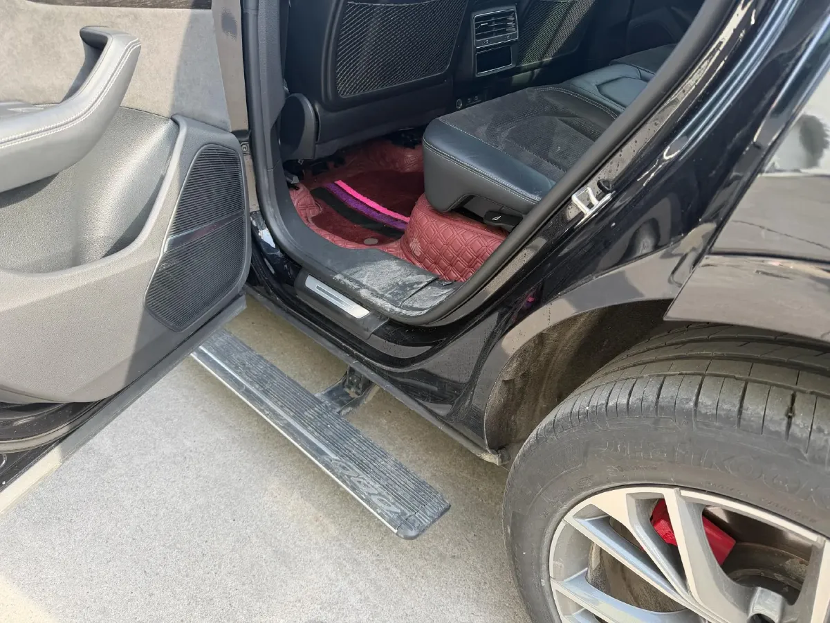 2021 Audi Q8 3.0T 340HP V6 8AT,autocango,china used car exporter,china ev exporter,chinese used car exporter,chinese used ev exporter