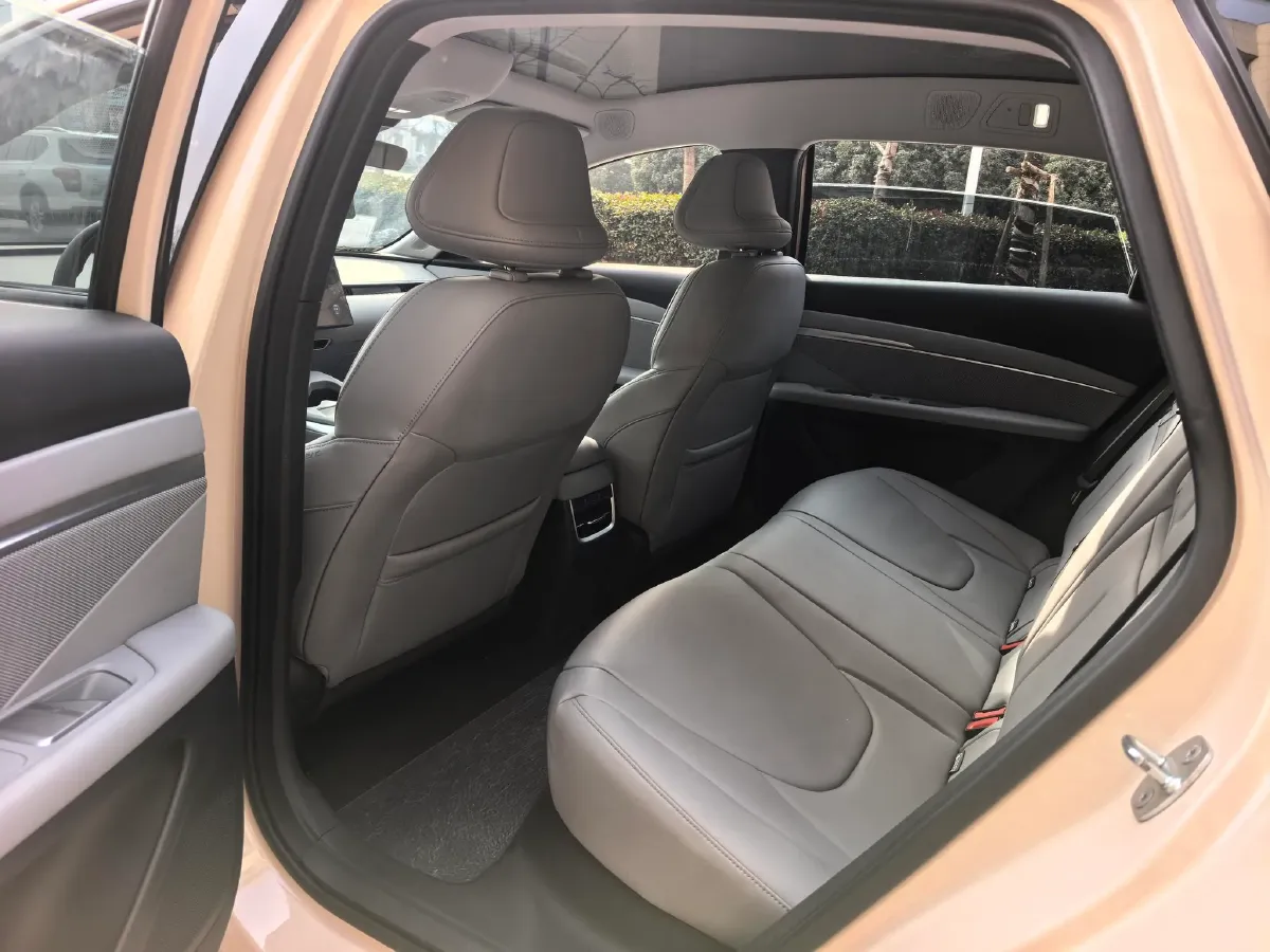 2024 Xpeng MONA M03 BEV 51.8KWH,autocango,china used car exporter,china ev exporter,chinese used car exporter,chinese used ev exporter