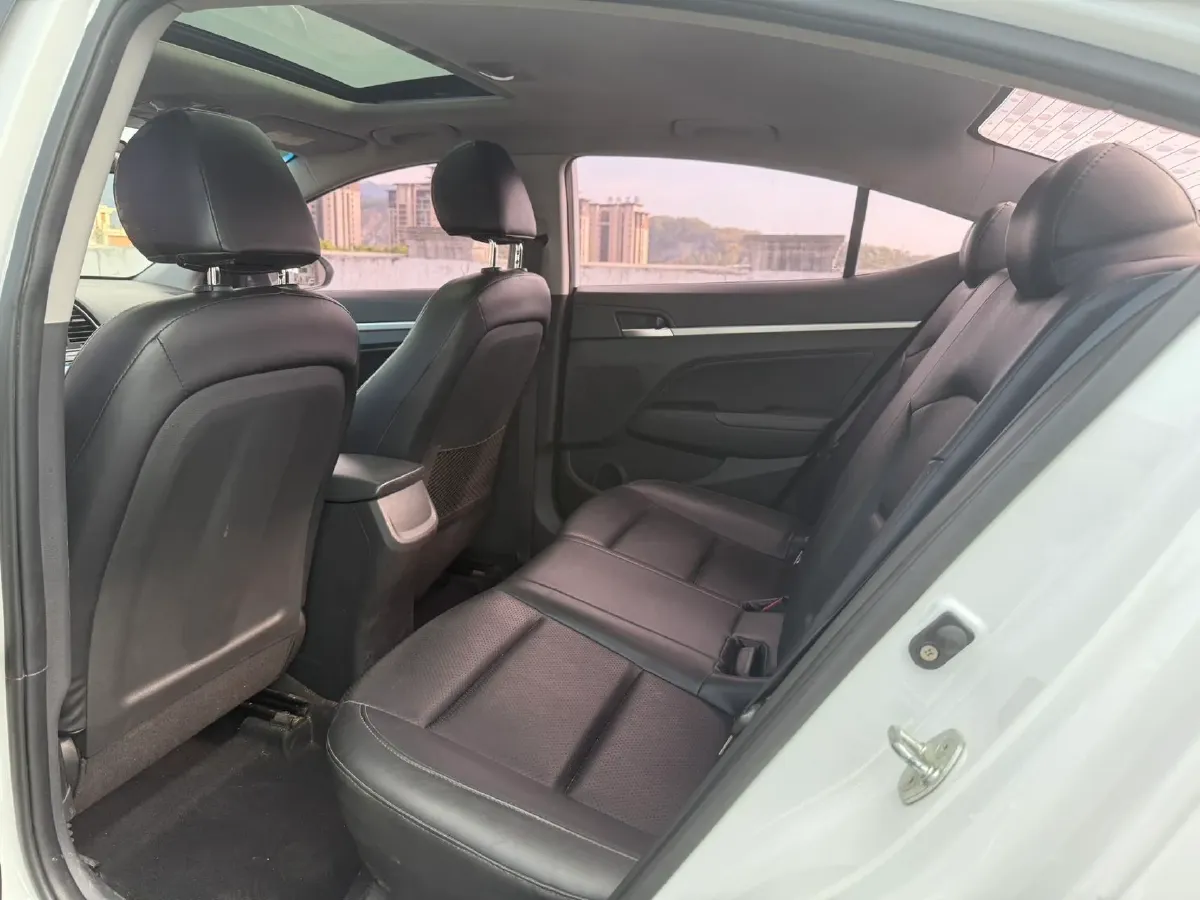 2018 Hyundai Elantra 1.6L 130HP L4 6AT,autocango,china used car exporter,china ev exporter,chinese used car exporter,chinese used ev exporter