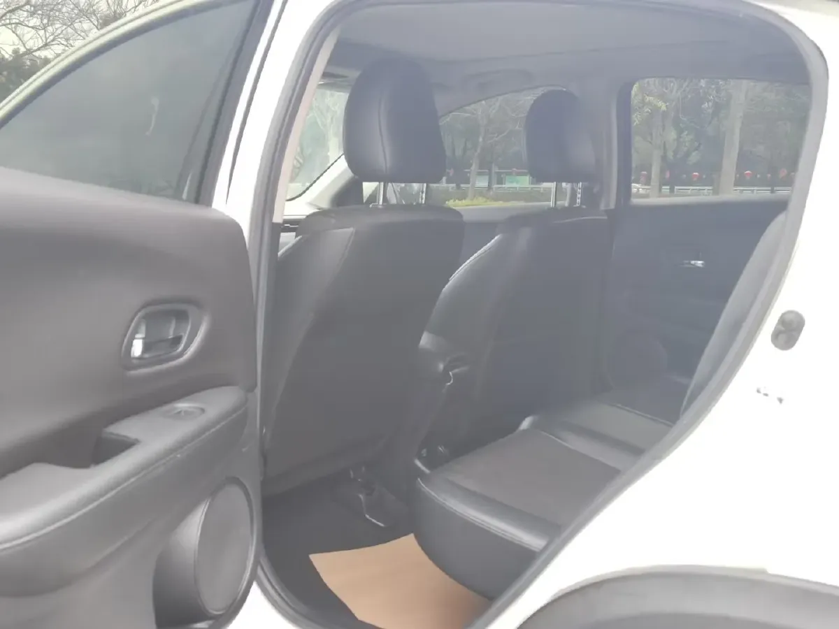 2020 Honda Vezel 1.5L 131HP L4 CVT,autocango,china used car exporter,china ev exporter,chinese used car exporter,chinese used ev exporter