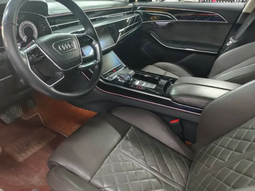 2021 Audi A8 3.0T 340HP V6 8AT PHEV 14.1KWH,autocango,china used car exporter,china ev exporter,chinese used car exporter,chinese used ev exporter