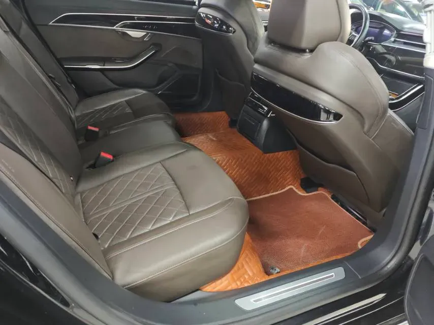 2021 Audi A8 3.0T 340HP V6 8AT PHEV 14.1KWH,autocango,china used car exporter,china ev exporter,chinese used car exporter,chinese used ev exporter
