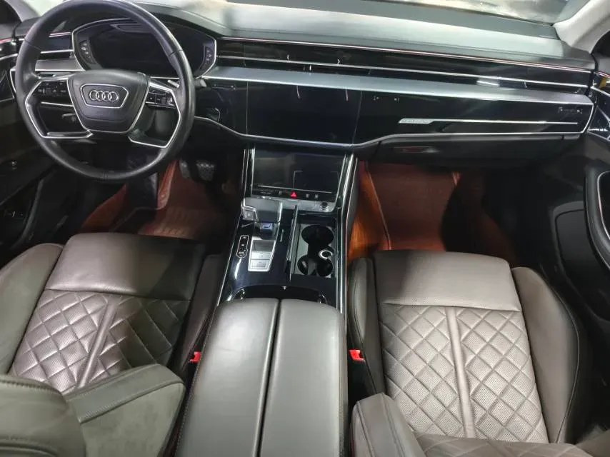 2021 Audi A8 3.0T 340HP V6 8AT PHEV 14.1KWH,autocango,china used car exporter,china ev exporter,chinese used car exporter,chinese used ev exporter