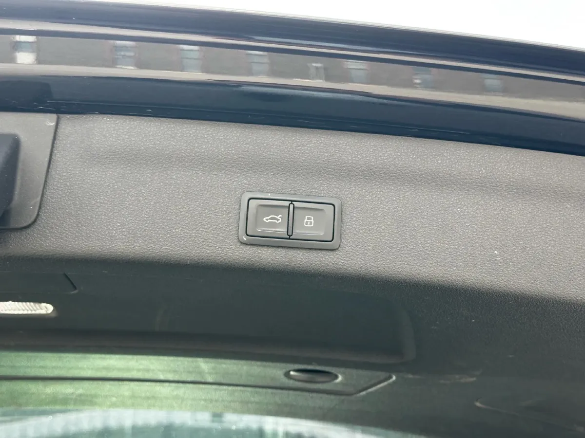 2021 Audi A6 3.0T 340HP V6 7DCT,autocango,china used car exporter,china ev exporter,chinese used car exporter,chinese used ev exporter