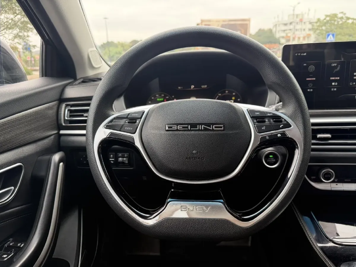 2019 BeiJing Auto EU7 BEV 60.225KWH,autocango,china used car exporter,china ev exporter,chinese used car exporter,chinese used ev exporter