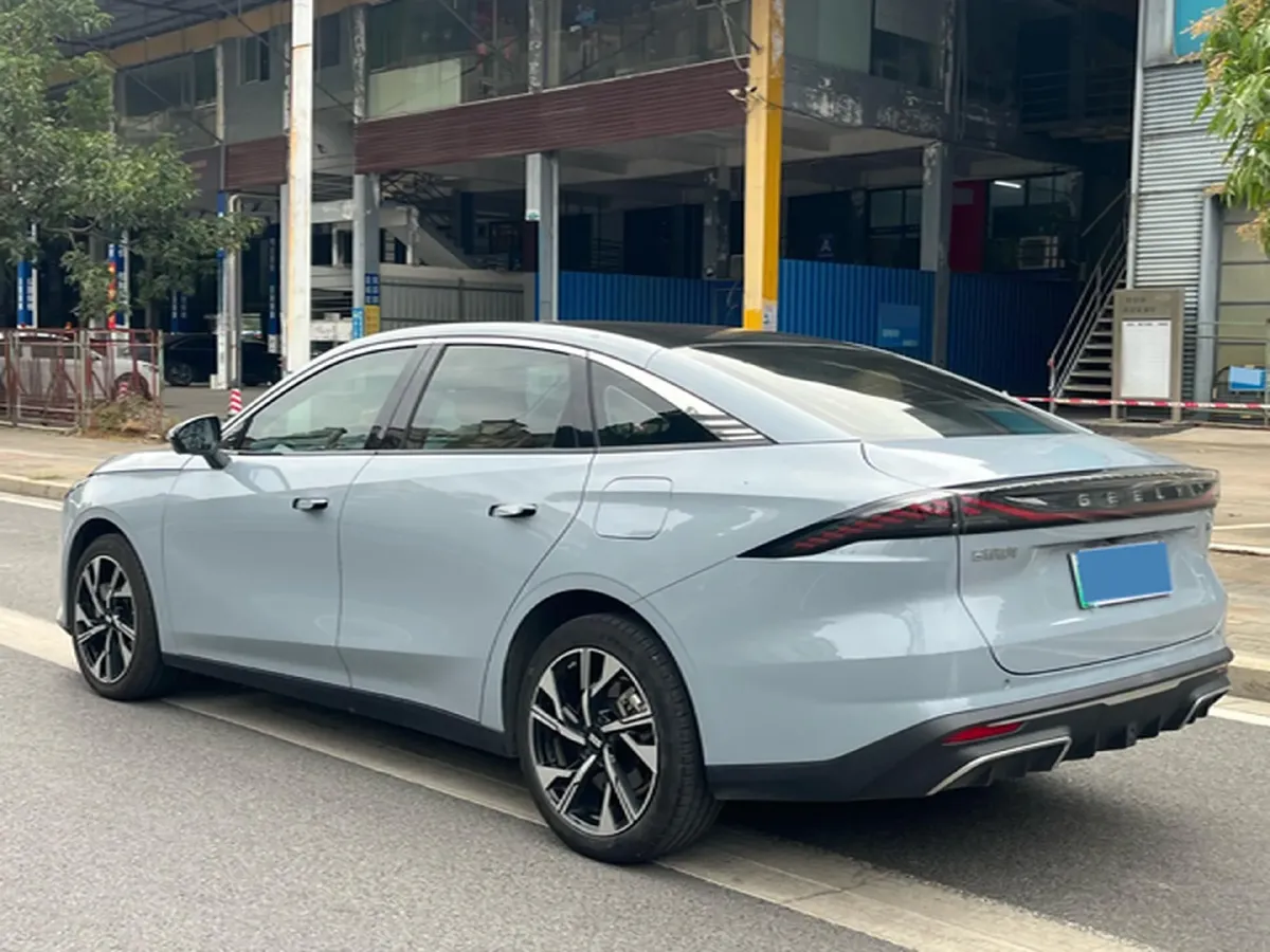 2023 Geely Galaxy L6 1.5T 163HP L4 3DHT PHEV,autocango,china used car exporter,china ev exporter,chinese used car exporter,chinese used ev exporter