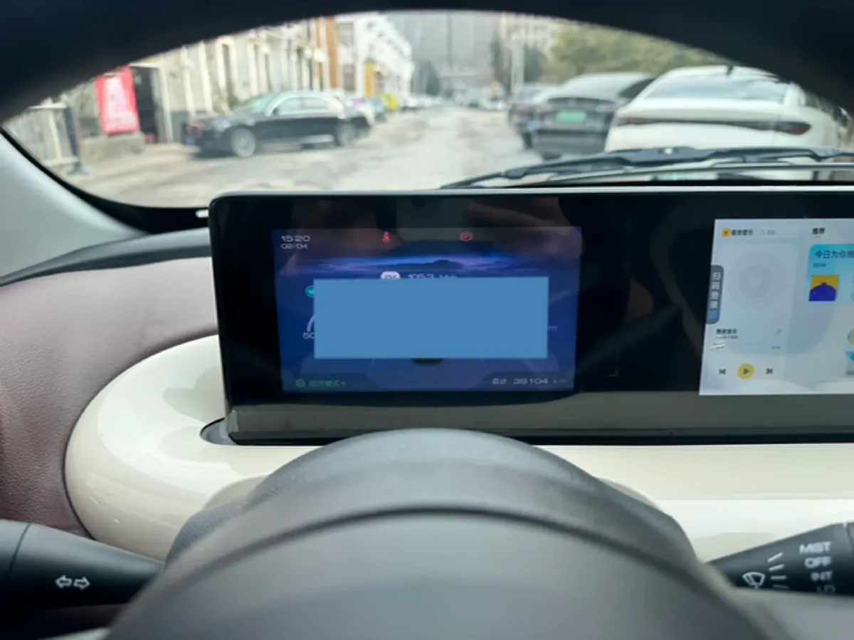 2023 WuLing BinGuo BEV 31.9KWH,autocango,china used car exporter,china ev exporter,chinese used car exporter,chinese used ev exporter