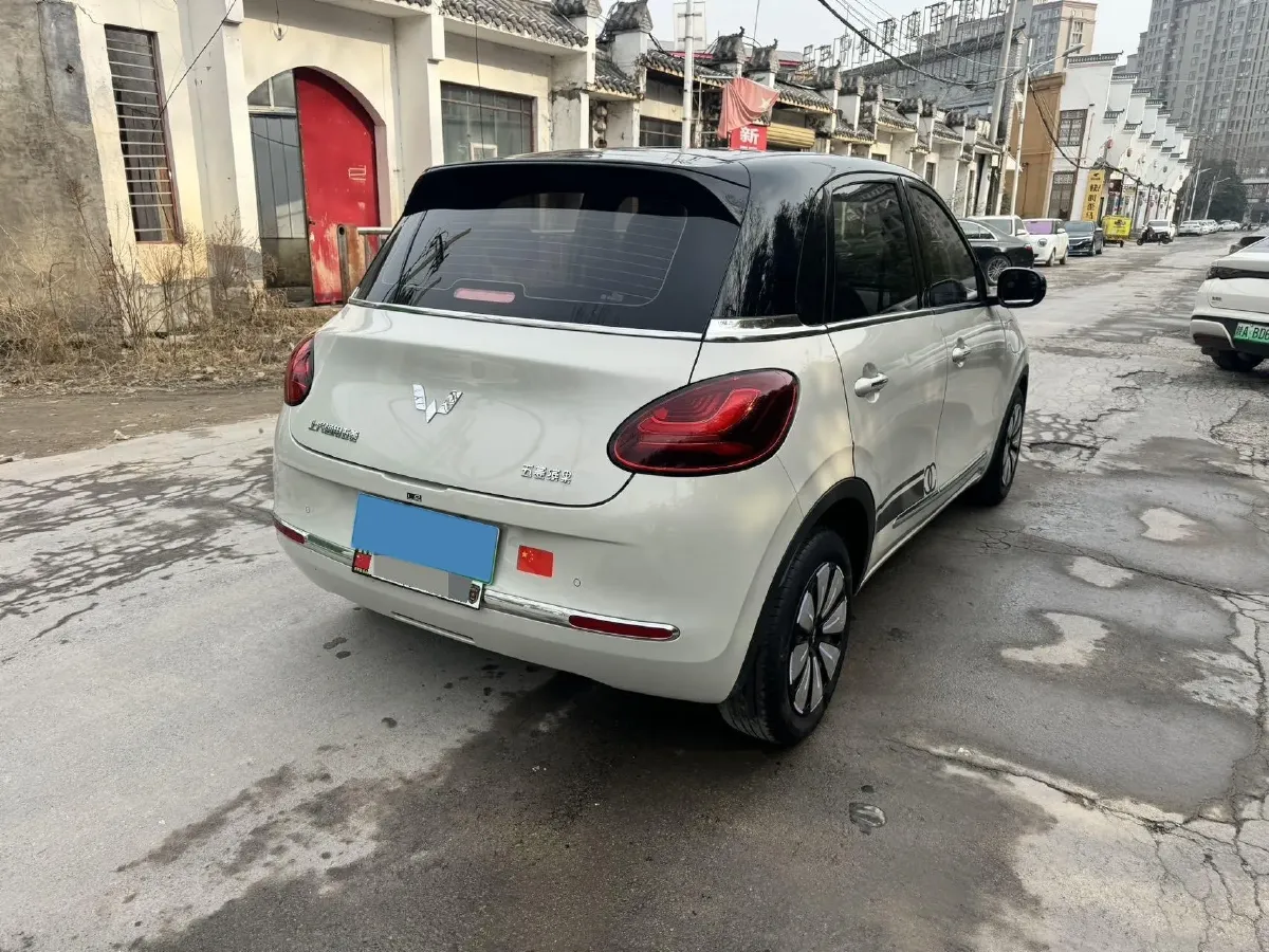 2023 WuLing BinGuo BEV 31.9KWH,autocango,china used car exporter,china ev exporter,chinese used car exporter,chinese used ev exporter