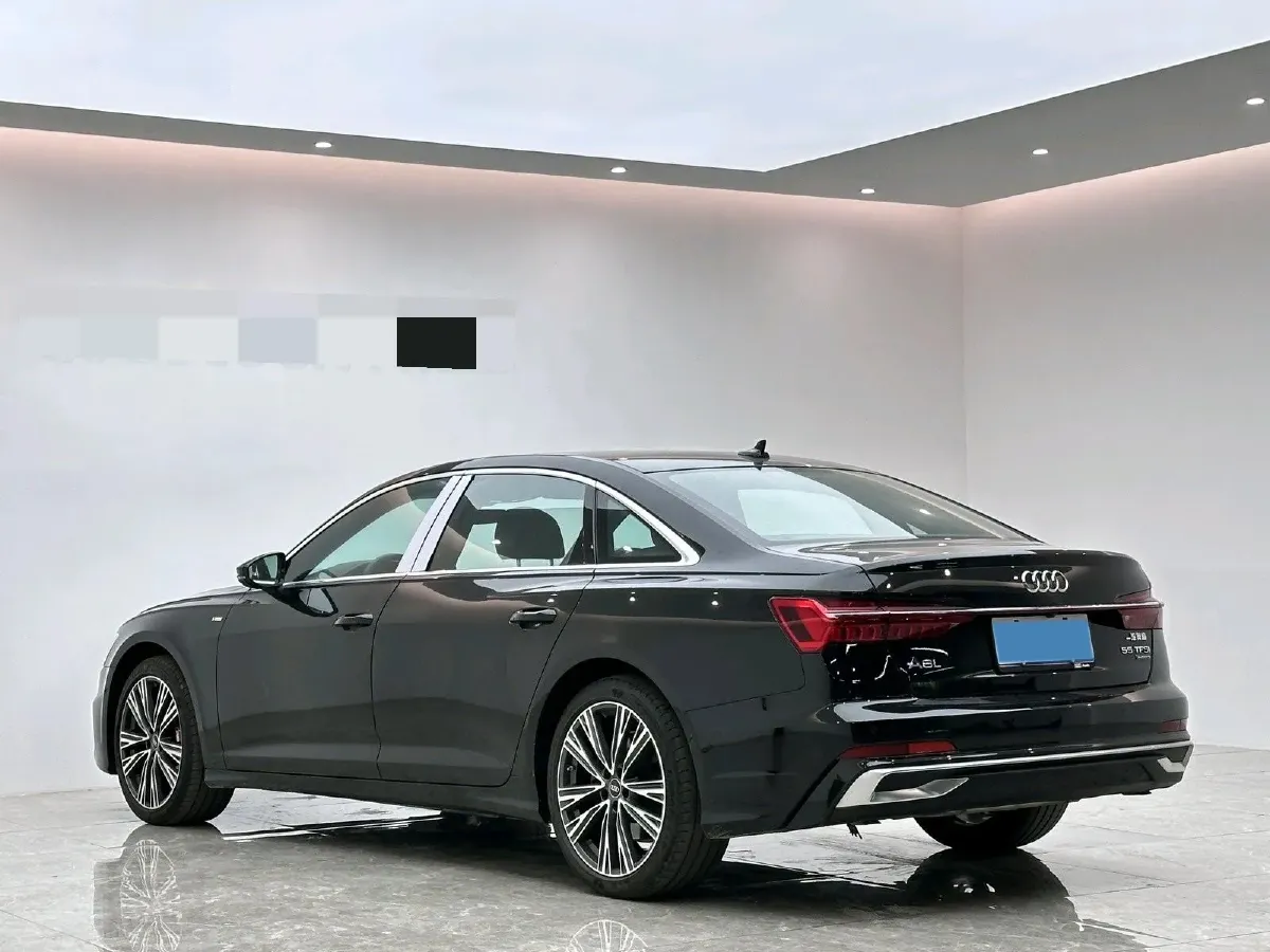 2024 Audi A6L 2.0T 245HP L4 7DCT,autocango,china used car exporter,china ev exporter,chinese used car exporter,chinese used ev exporter
