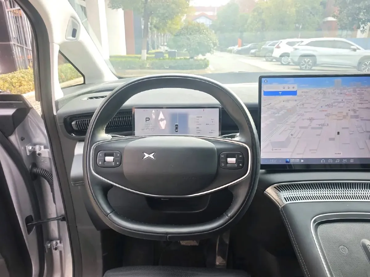 2024 Xpeng X9 BEV 101.5KWH,autocango,china used car exporter,china ev exporter,chinese used car exporter,chinese used ev exporter