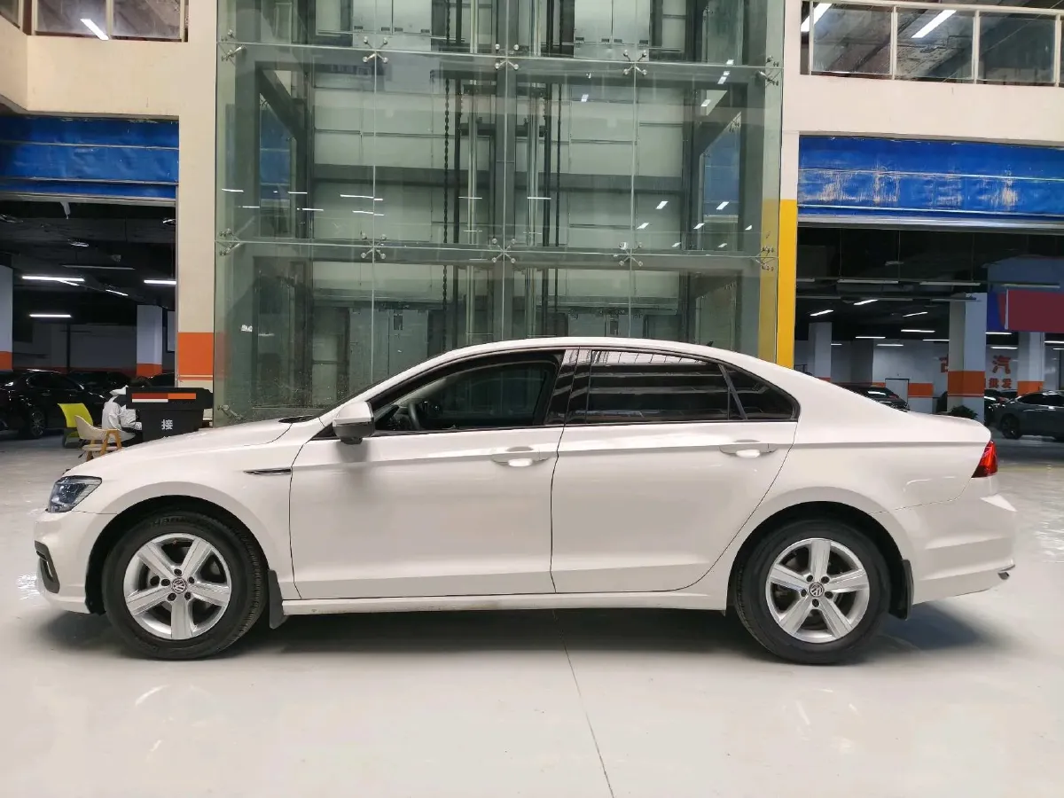 2019 Volkswagen Lamando 1.4T 131HP L4 7DCT,autocango,china used car exporter,china ev exporter,chinese used car exporter,chinese used ev exporter