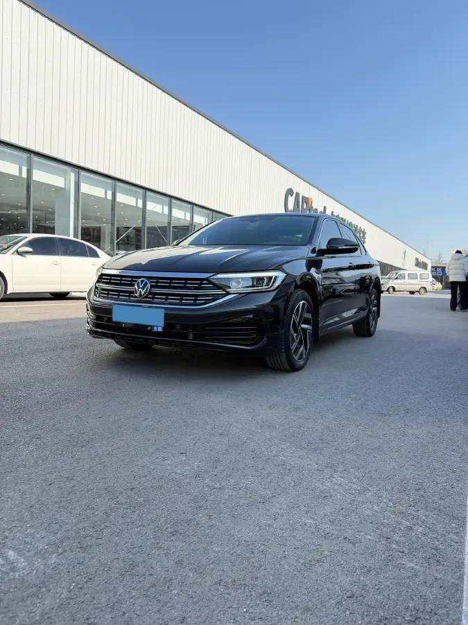 2023 Volkswagen Sagitar 1.4T 150HP L4 7DCT