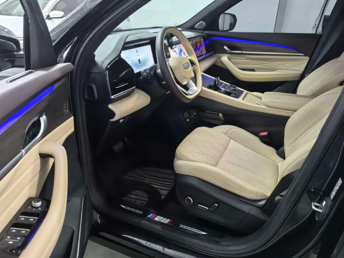 2025 Geely Monjaro 2.0T 238HP L4 8AT,autocango,china used car exporter,china ev exporter,chinese used car exporter,chinese used ev exporter