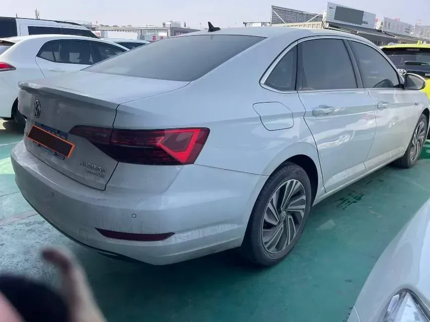 2021 Volkswagen Sagitar 1.2T 116HP L4 5MT,autocango,china used car exporter,china ev exporter,chinese used car exporter,chinese used ev exporter
