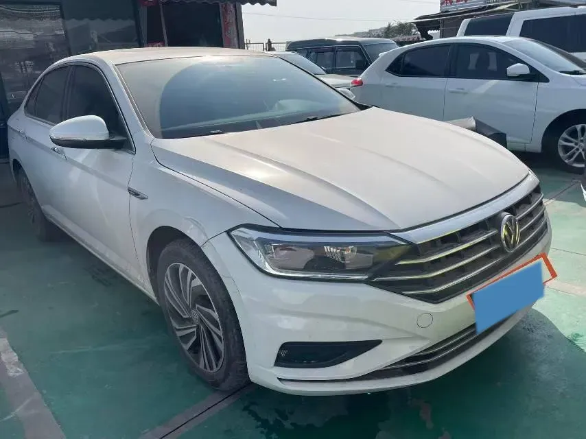 2021 Volkswagen Sagitar 1.2T 116HP L4 5MT,autocango,china used car exporter,china ev exporter,chinese used car exporter,chinese used ev exporter