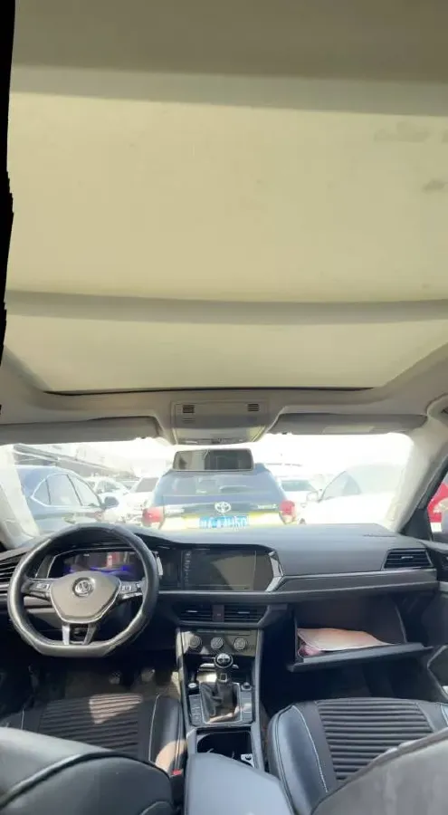 2021 Volkswagen Sagitar 1.2T 116HP L4 5MT,autocango,china used car exporter,china ev exporter,chinese used car exporter,chinese used ev exporter