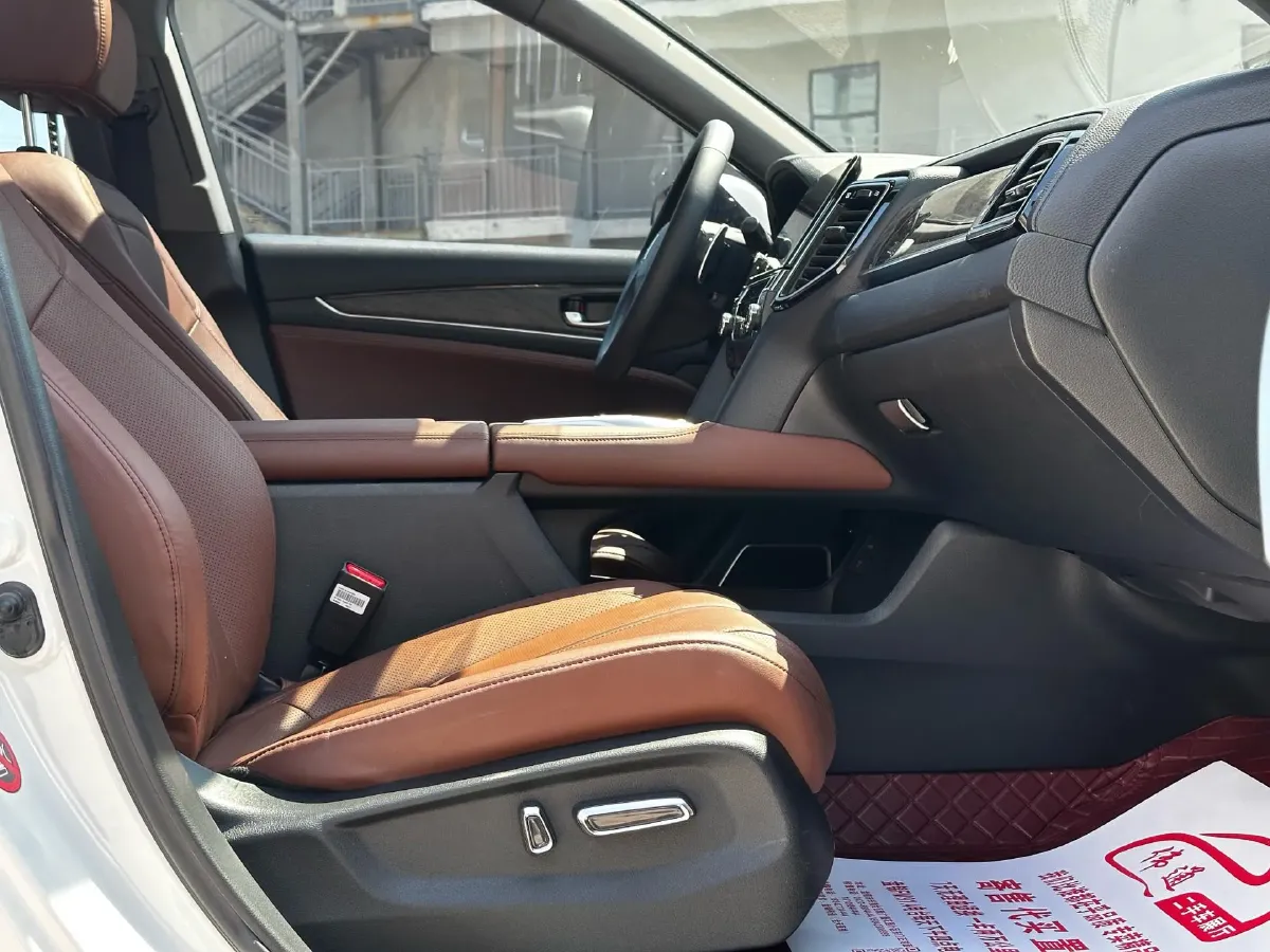 2023 Honda UR-V 2.0T 261HP L4 9AT,autocango,china used car exporter,china ev exporter,chinese used car exporter,chinese used ev exporter