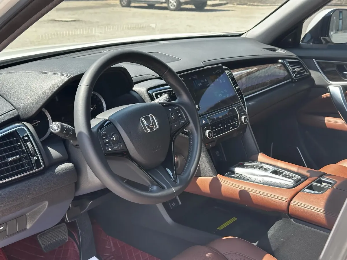 2023 Honda UR-V 2.0T 261HP L4 9AT,autocango,china used car exporter,china ev exporter,chinese used car exporter,chinese used ev exporter