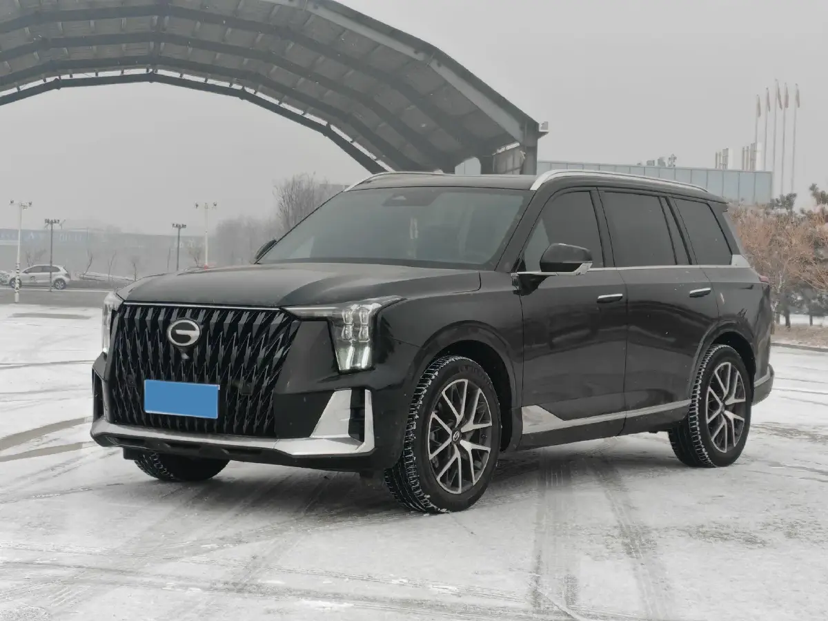 2022 GAC Trumpchi GS8 2.0T 190HP L4 E-CVT Hybrid